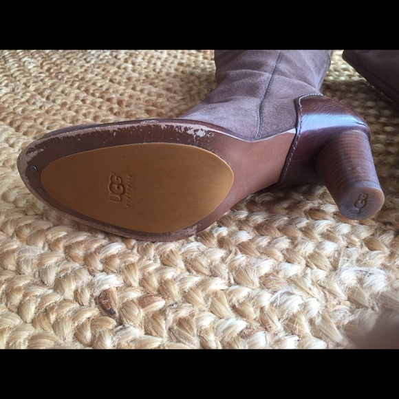 UGG Mid-Calf Suede & leather boots, wooden heel, 7 - Picture 6 of 14